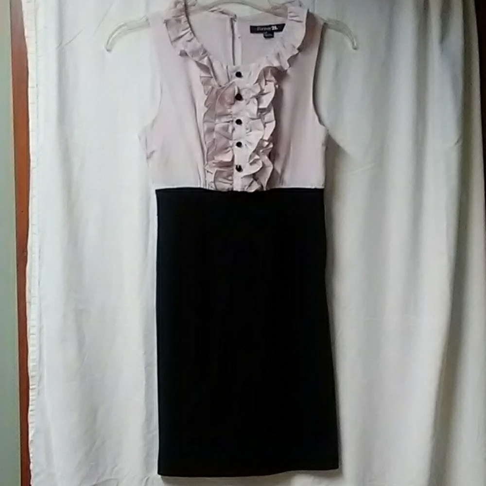 Dress from Forever 21 in size S